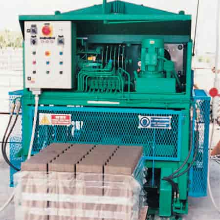 Production of paving stones with the multilayer system